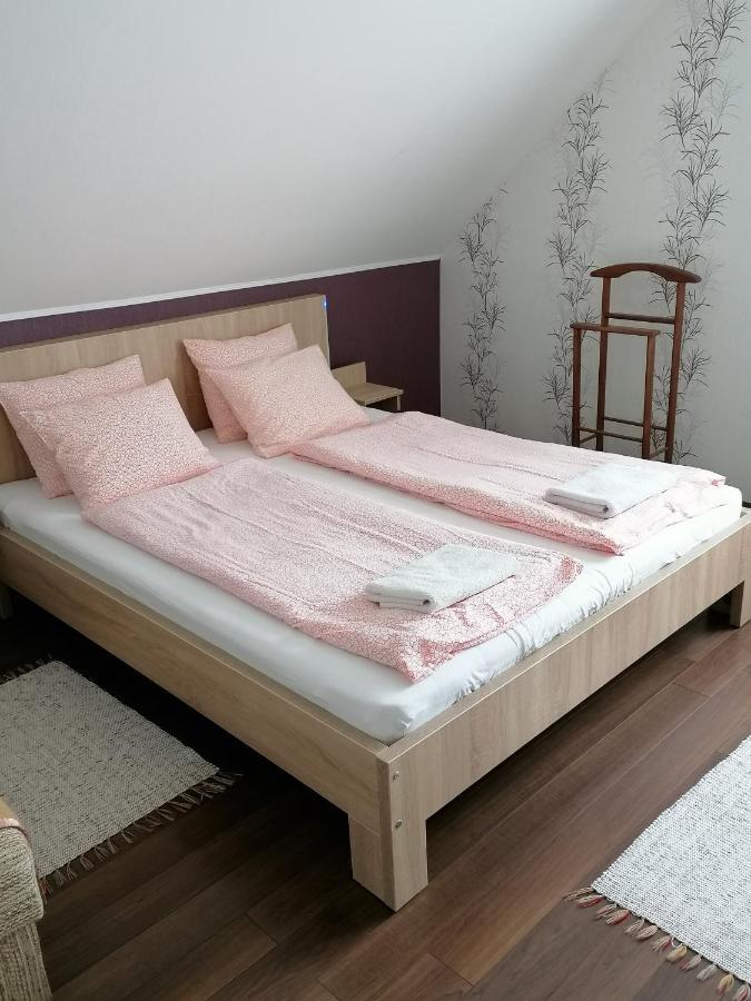 Fadora Apartman تيهاني المظهر الخارجي الصورة