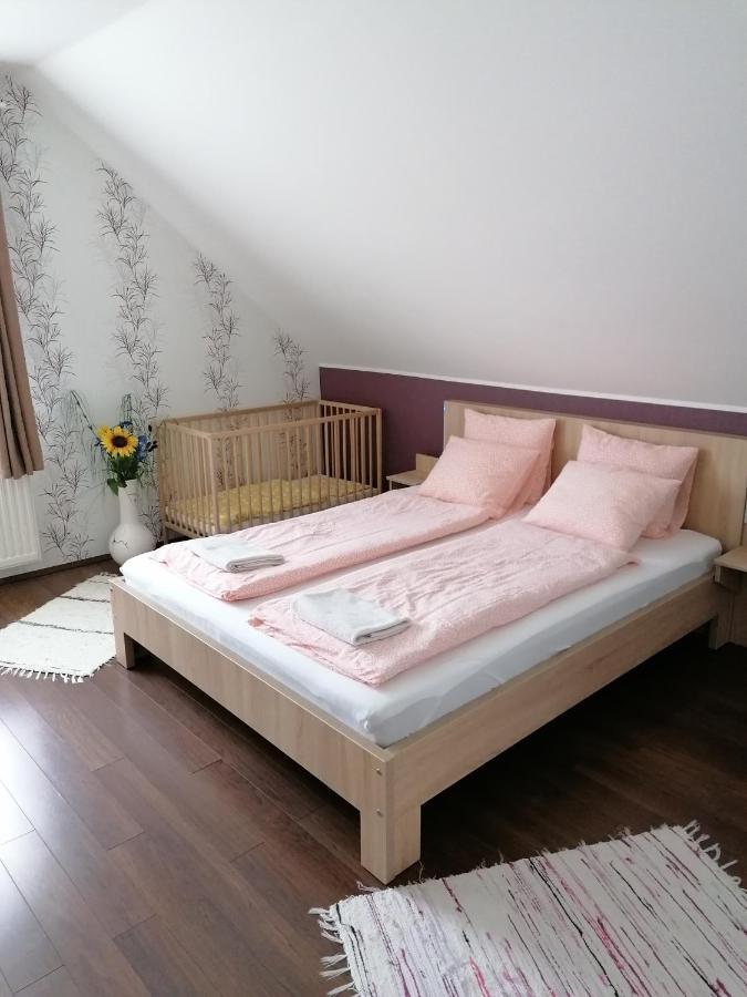Fadora Apartman تيهاني المظهر الخارجي الصورة