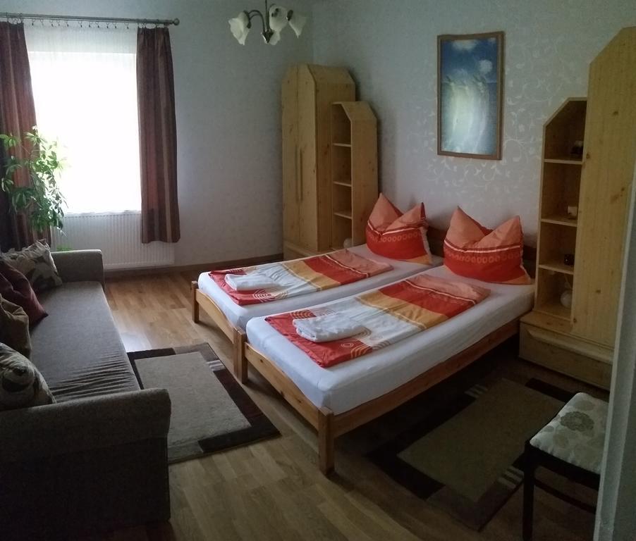Fadora Apartman تيهاني المظهر الخارجي الصورة