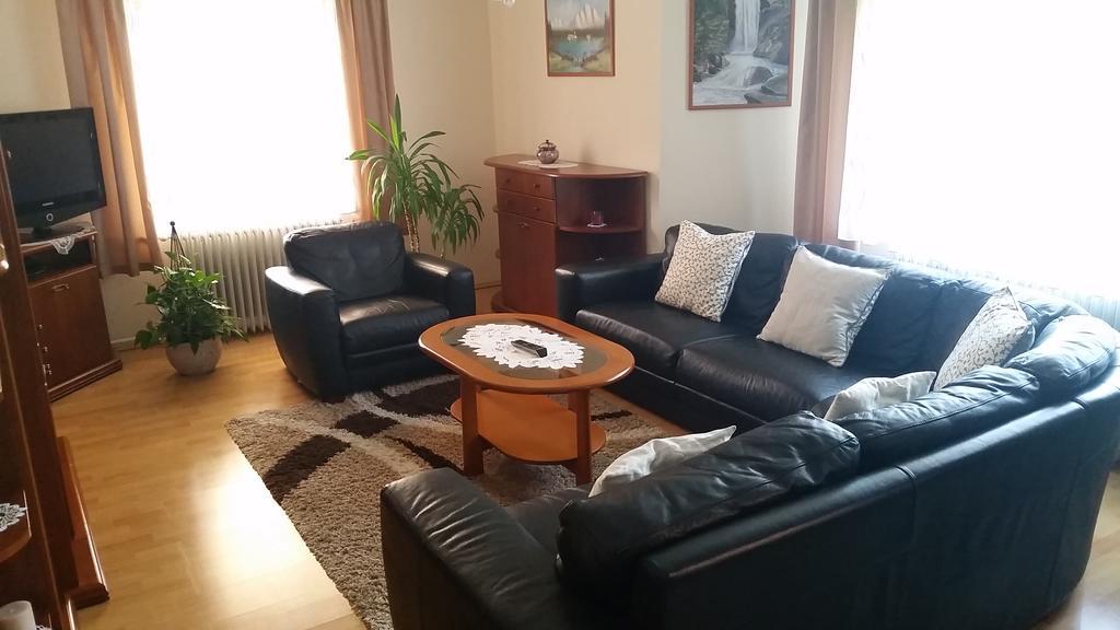 Fadora Apartman تيهاني المظهر الخارجي الصورة